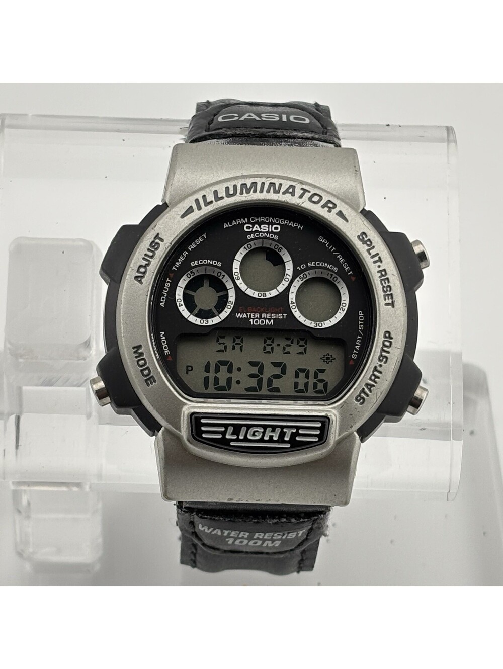 Vintage Casio W-728H Black Gray Illuminator Digital Alarm Chrono Watch 42mm